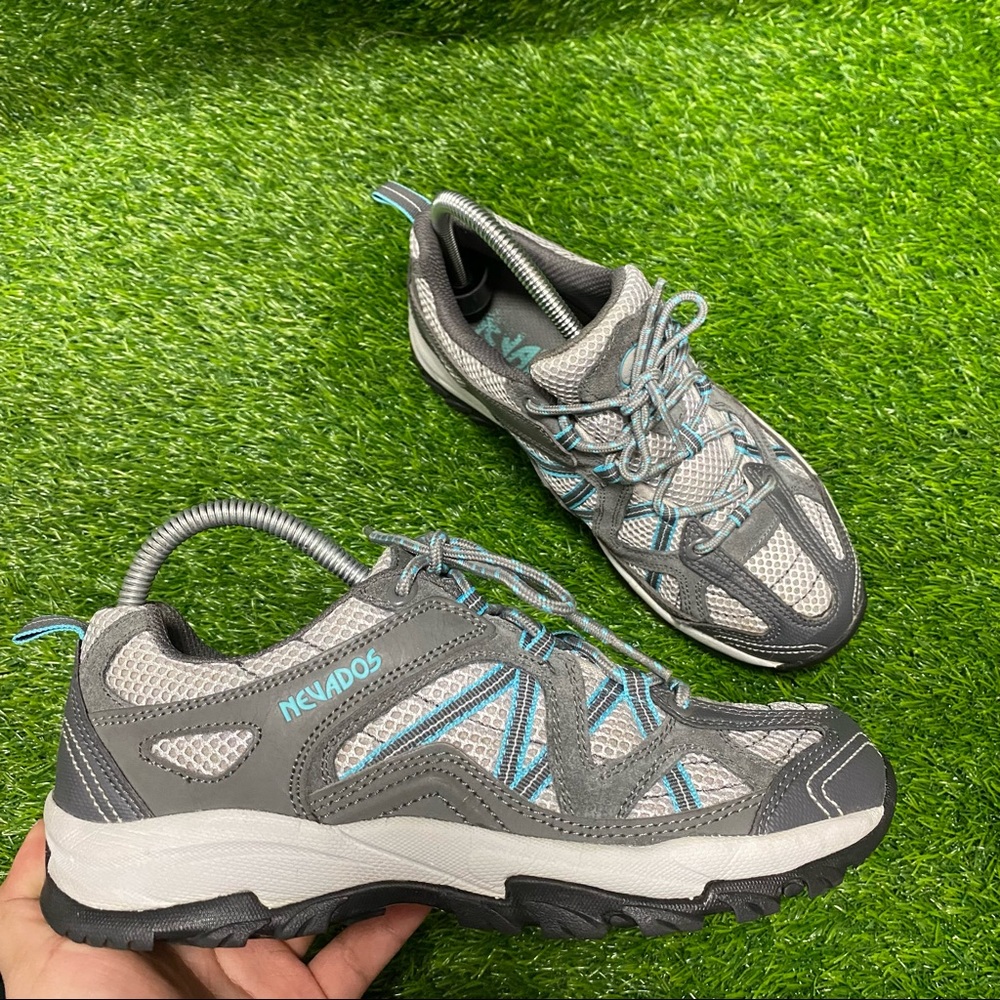 Nevada’s Shoes (D037)